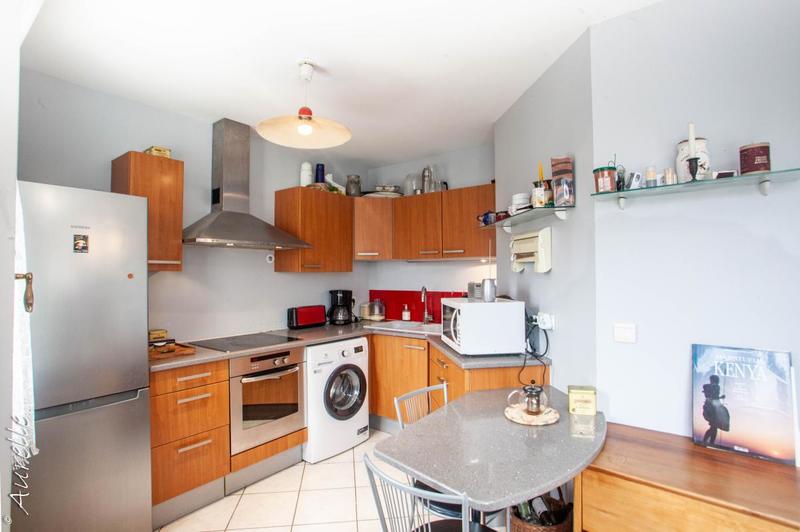 Appartement - 80 m² - 3 pièces