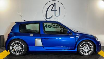 Renault Clio II Phase 2 V6 3.0i 255ch n°18/1309, Régulateur de vitesse, Climatisation, Feux xénons