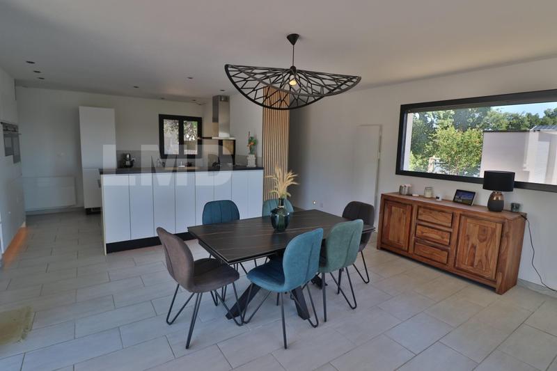 Villa - 97 m² - 4 pièces