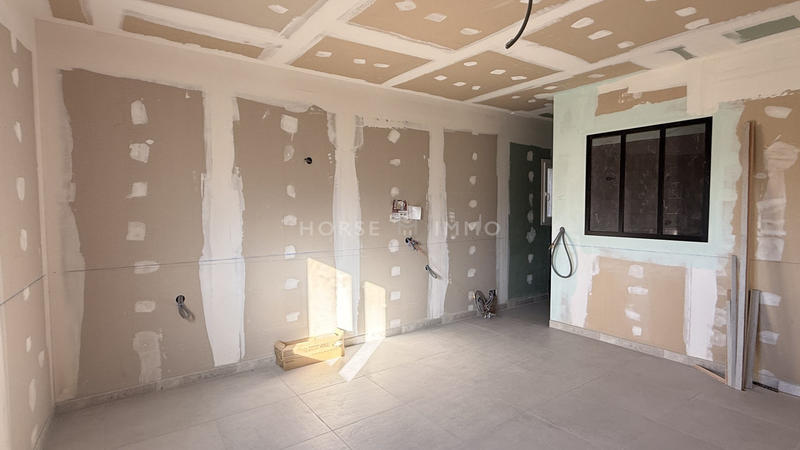 Mas - 217 m² - 5 pièces