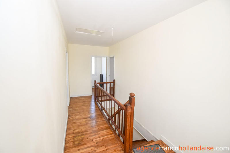 Maison - 152 m² - 8 pièces