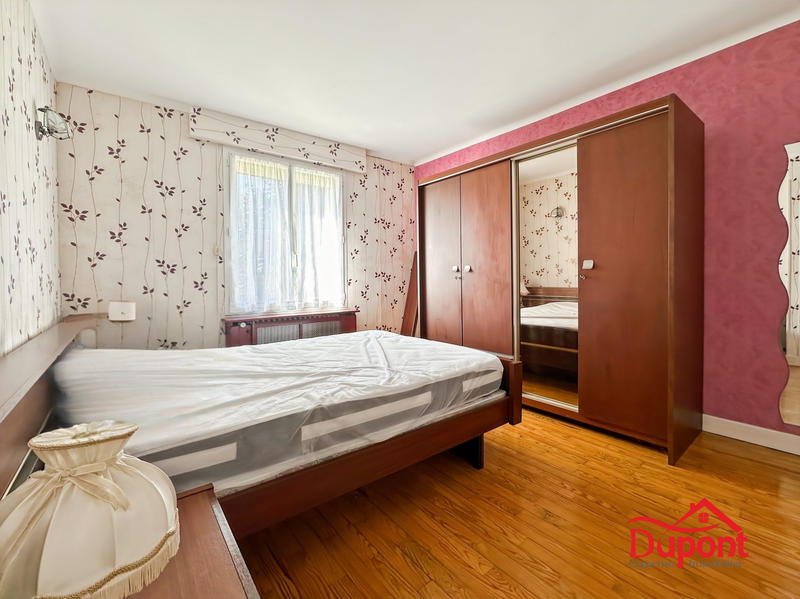 Maison - 99 m² - 5 pièces