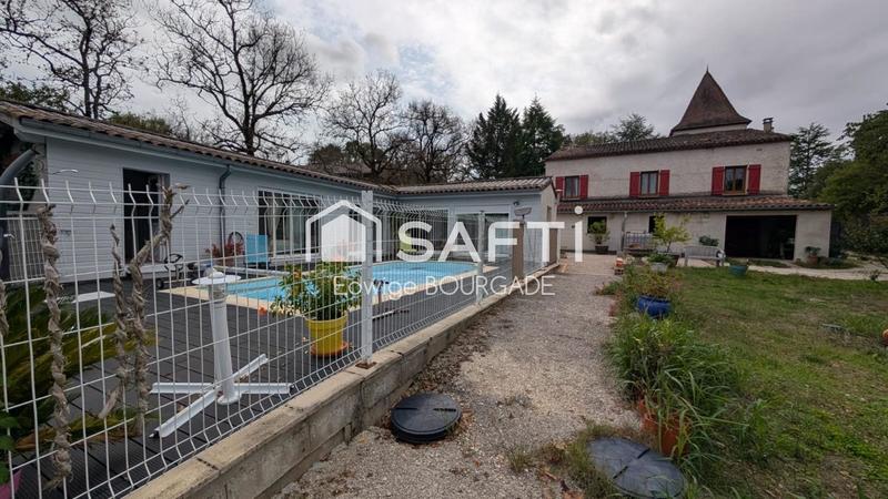Maison - 215 m² - 7 pièces