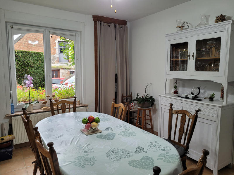 Maison - 223 m² - 9 pièces