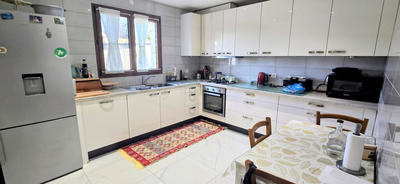 Maison - 190 m² - 6 pièces