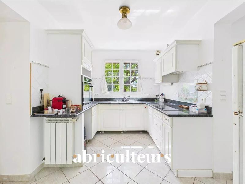 Maison - 155 m² - 6 pièces