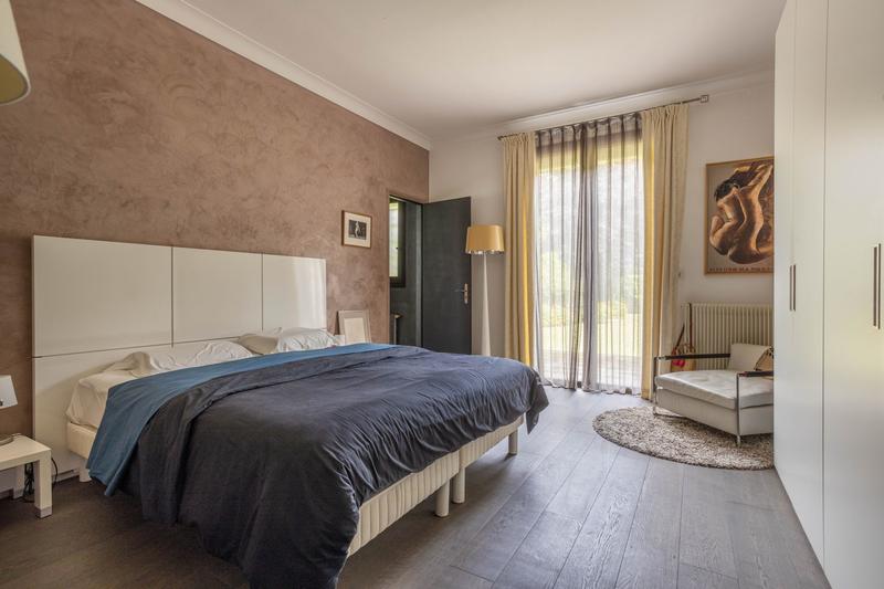 Maison - 390 m² - 10 pièces