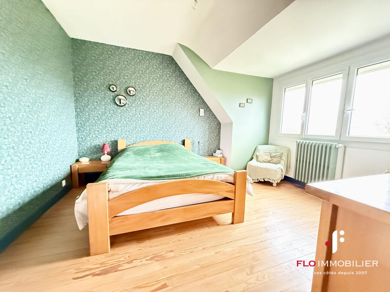 Maison - 97 m² - 5 pièces