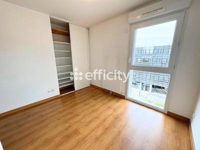 Appartement - 104 m² - 5 pièces