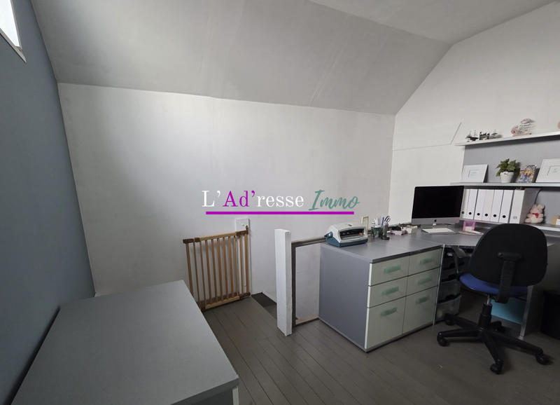 Maison - 290 m² - 10 pièces