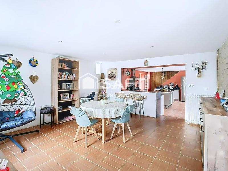 Maison - 166 m² - 6 pièces