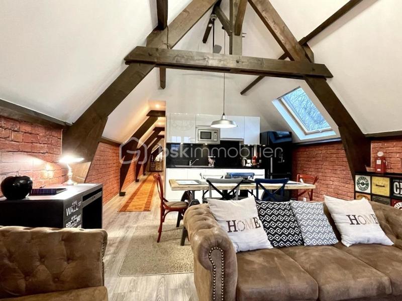 Maison - 671 m² - 20 pièces