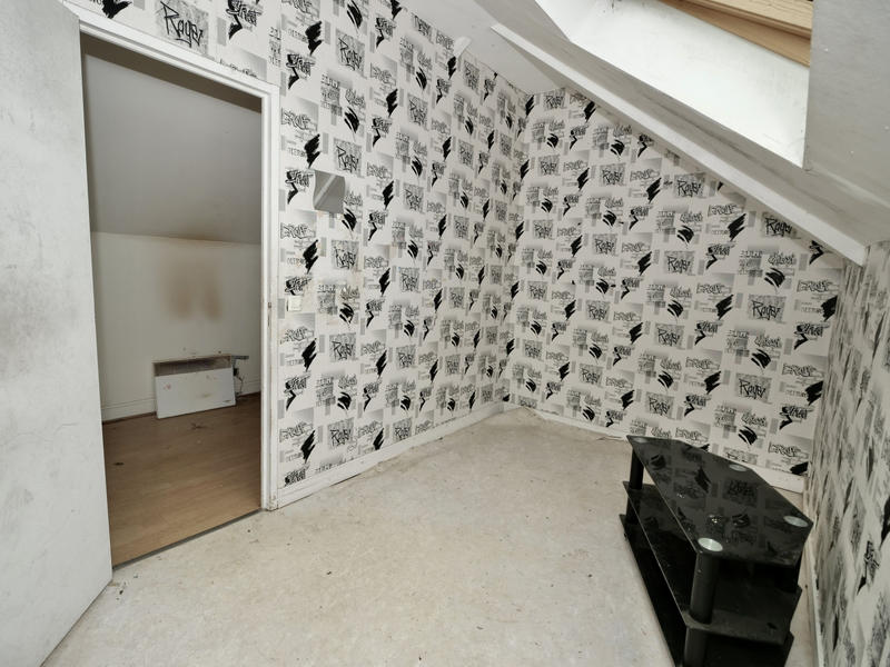 Maison - 110 m² - 6 pièces