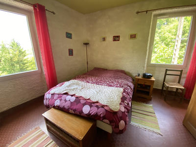 Propriété - 195 m² - 6 pièces