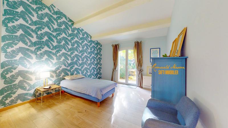 Maison - 163 m² - 6 pièces