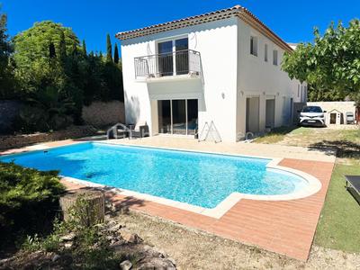 Villa - 167 m² - 6 pièces