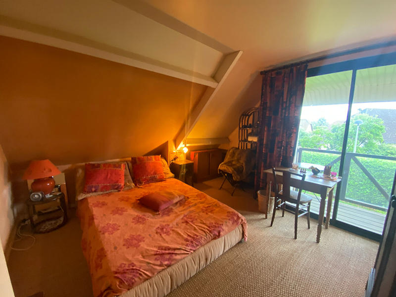 Maison - 195 m² - 7 pièces