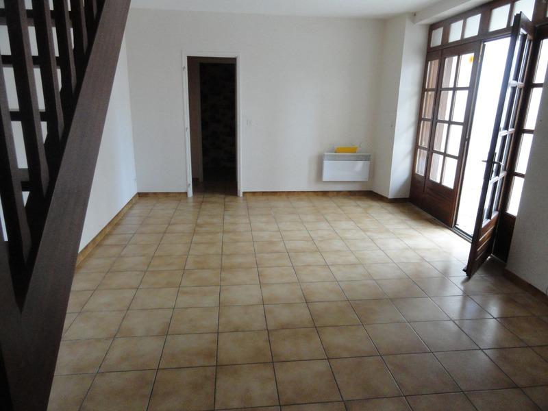 Maison - 220 m² - 10 pièces