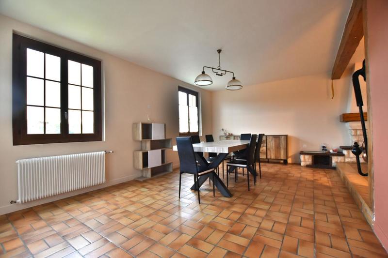 Maison - 184 m² - 4 pièces