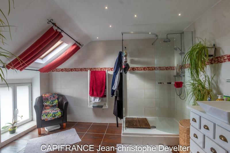 Maison en pierre - 178 m² - 7 pièces