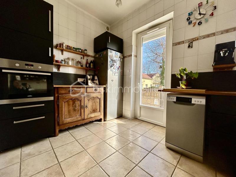 Maison - 168 m² - 8 pièces