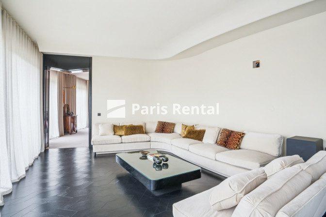 Appartement - 216 m² - 4 pièces