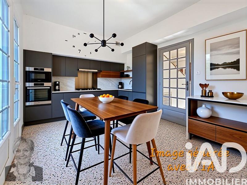 Maison - 145 m² - 6 pièces