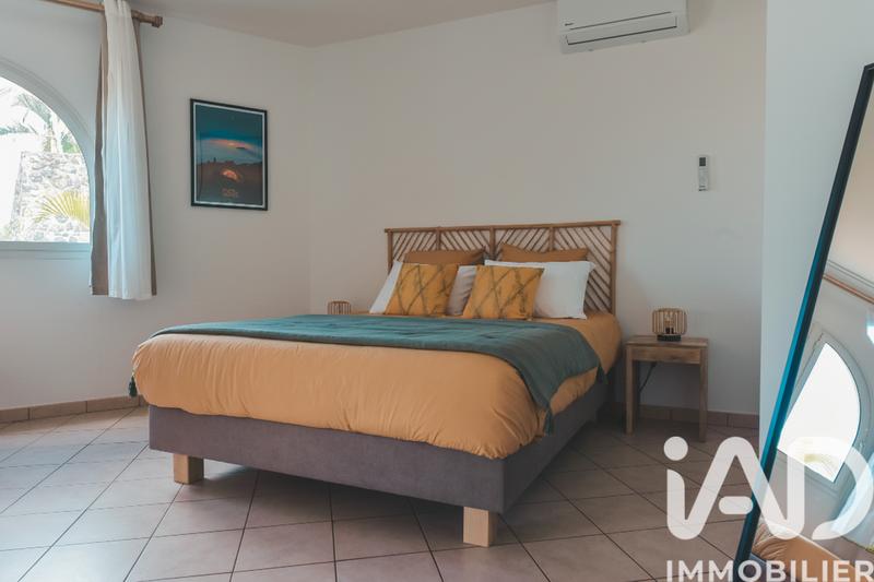 Maison - 144 m² - 5 pièces