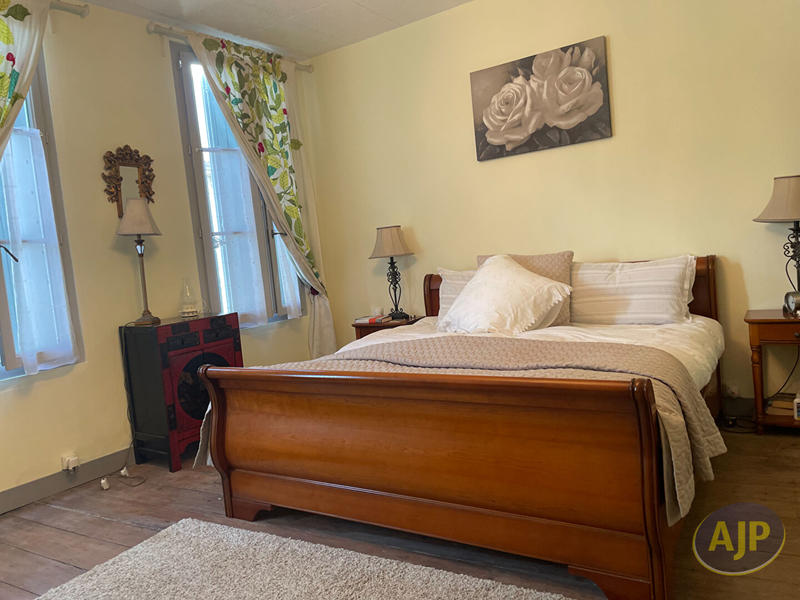 Maison - 156 m² - 6 pièces