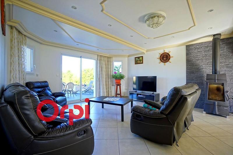 Maison - 180 m² - 6 pièces