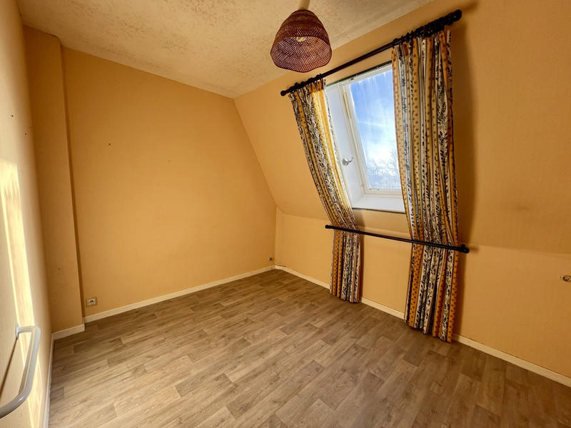 Maison - 97 m² - 4 pièces