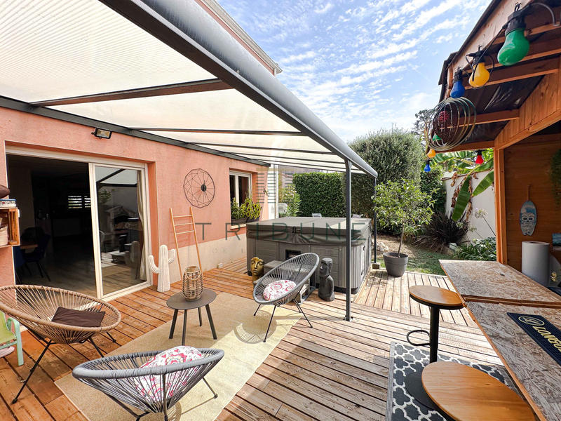 Maison - 92 m² - 4 pièces