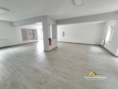 Local commercial - 75 m² - 2 pièces