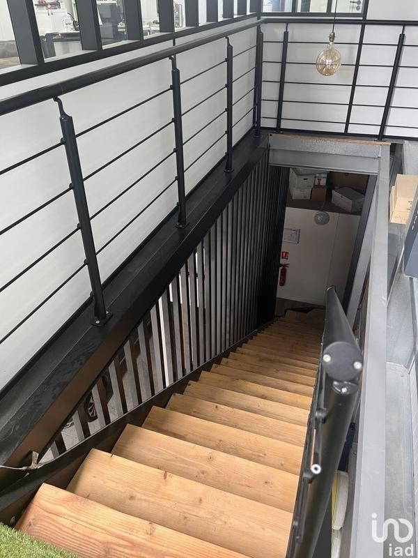 Local commercial - 192 m²