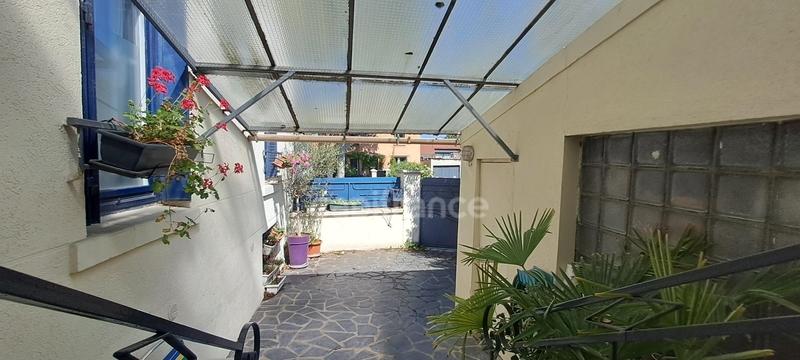 Maison - 104 m² - 4 pièces