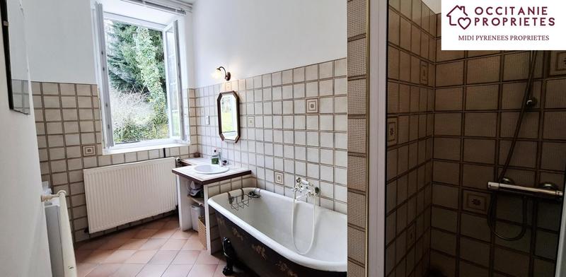 Château - 288 m² - 9 pièces