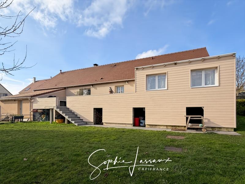 Maison - 152 m² - 5 pièces