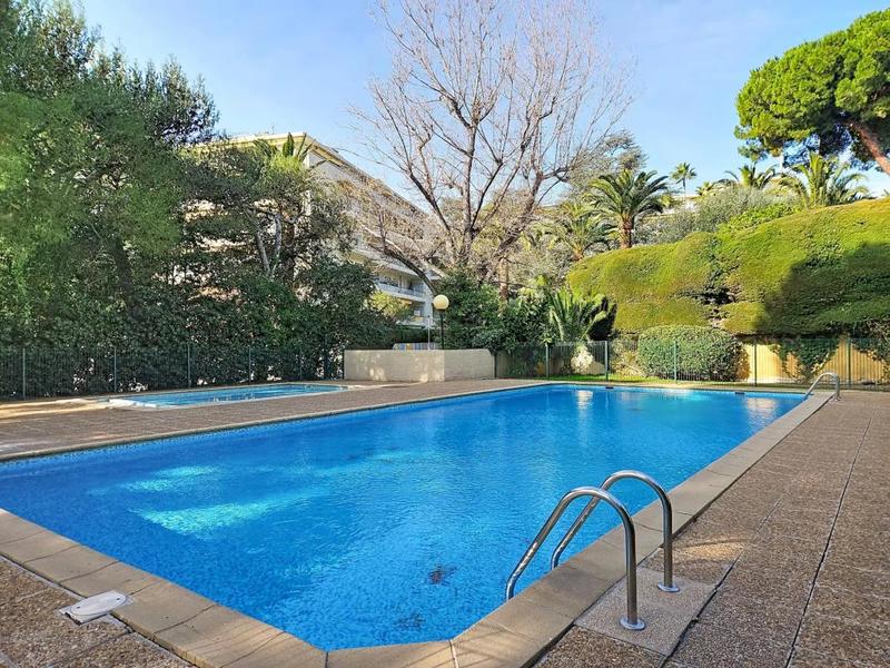 Appartement - 50 m² - 2 pièces