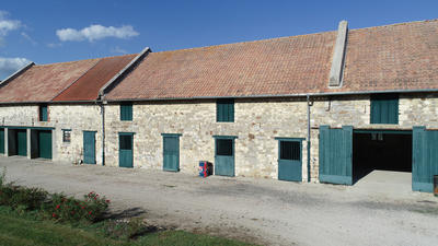 Corps de ferme - 276 m² - 12 pièces