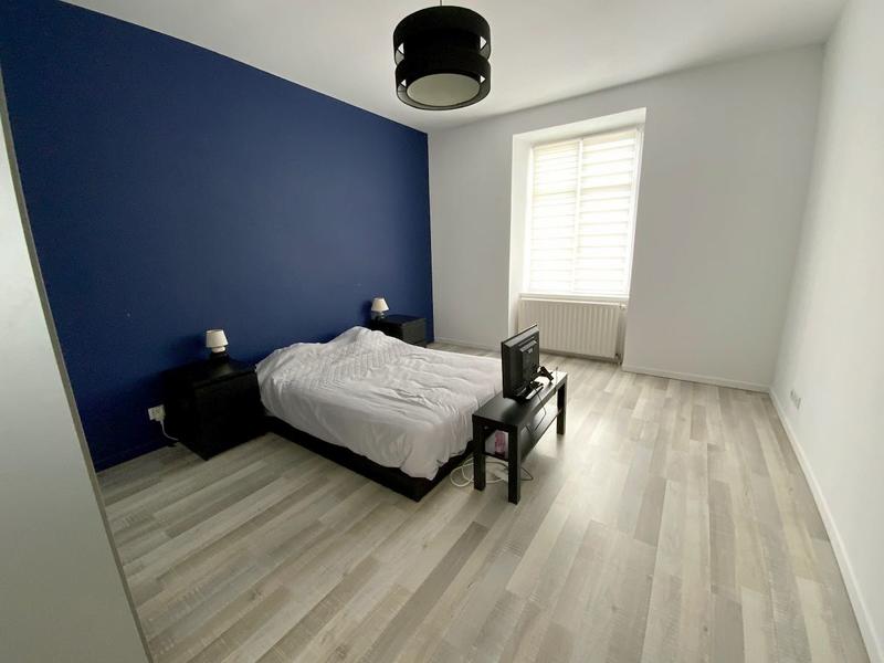 Appartement - 99 m² - 4 pièces