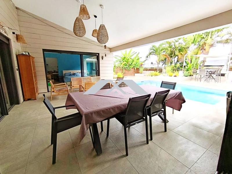 Villa - 145 m² - 5 pièces