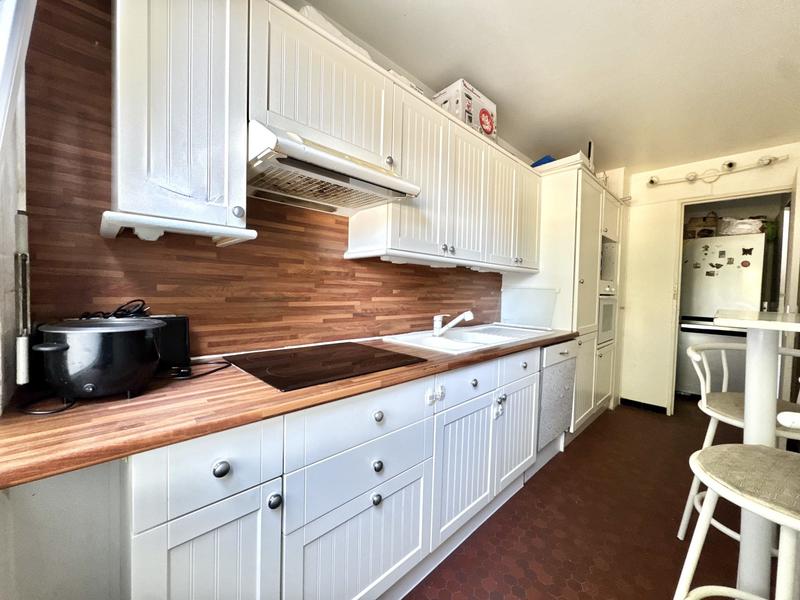 Appartement - 80 m² - 4 pièces