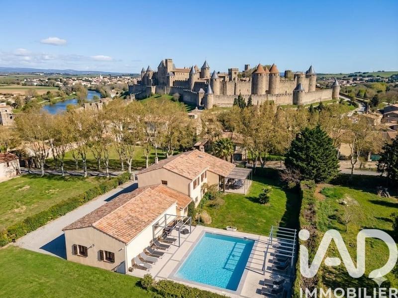 Maison de maîtres - 220 m² - 7 pièces