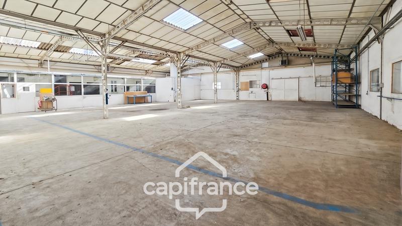 Bureau - 1 200 m² - 20 pièces