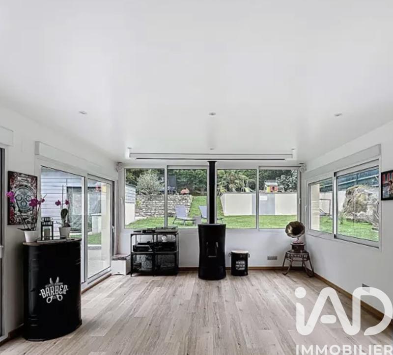 Maison - 180 m² - 8 pièces