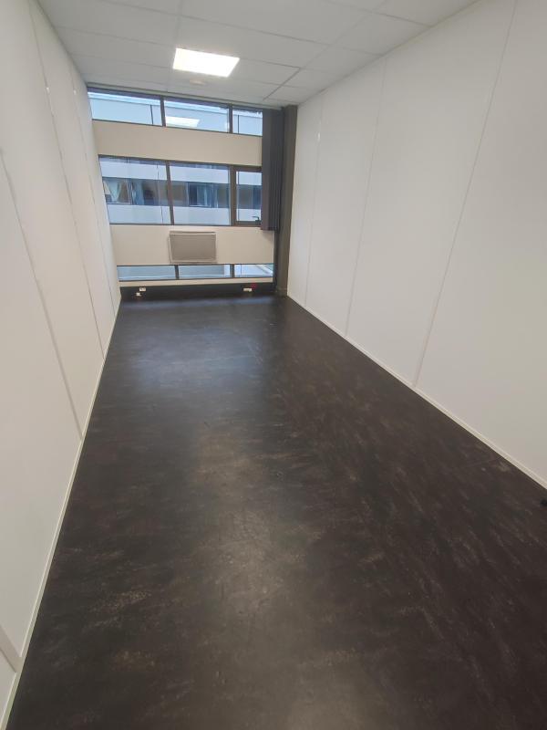 Bureau - 15 m² - 1 pièce