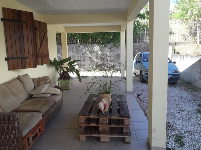 Maison - 90 m² - 3 pièces