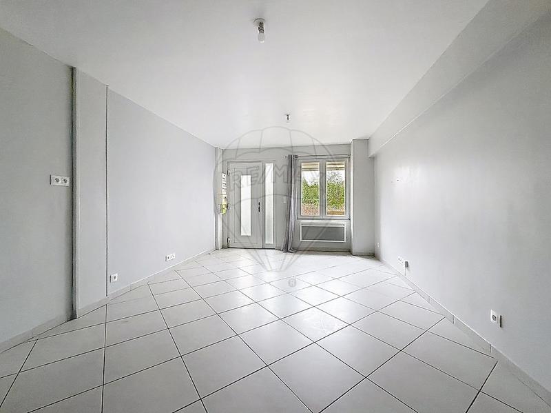 Immeuble - 530 m² - 32 pièces