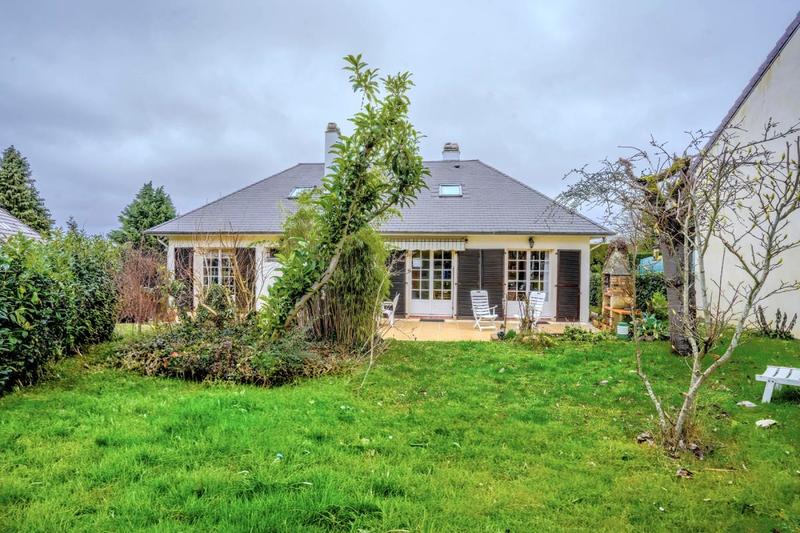 Maison - 137 m² - 7 pièces