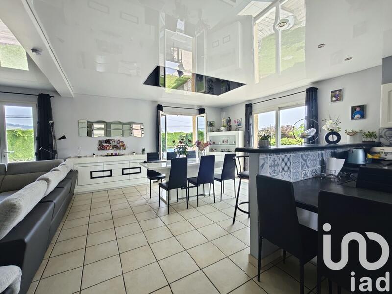 Maison - 125 m² - 5 pièces